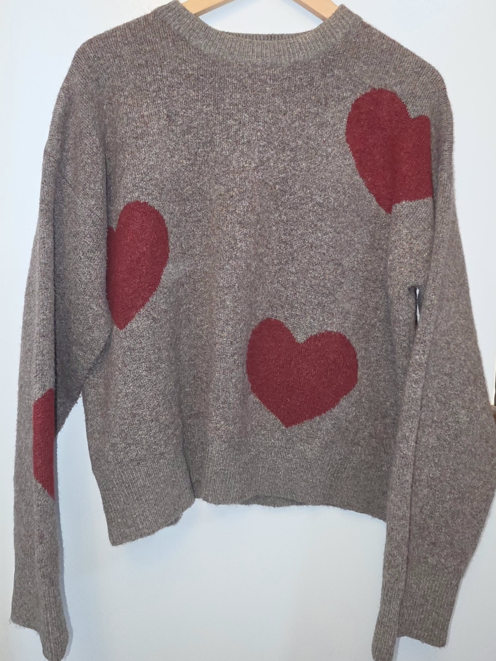 NATURAL LIFE Taupe Sweater with Red Heart Details